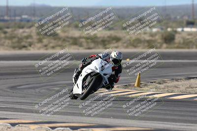 media/Jan-15-2026-Racers Edge (Thu) [[dfebeb70ab]]/3-B Group/Session 2 (Turn 11)/